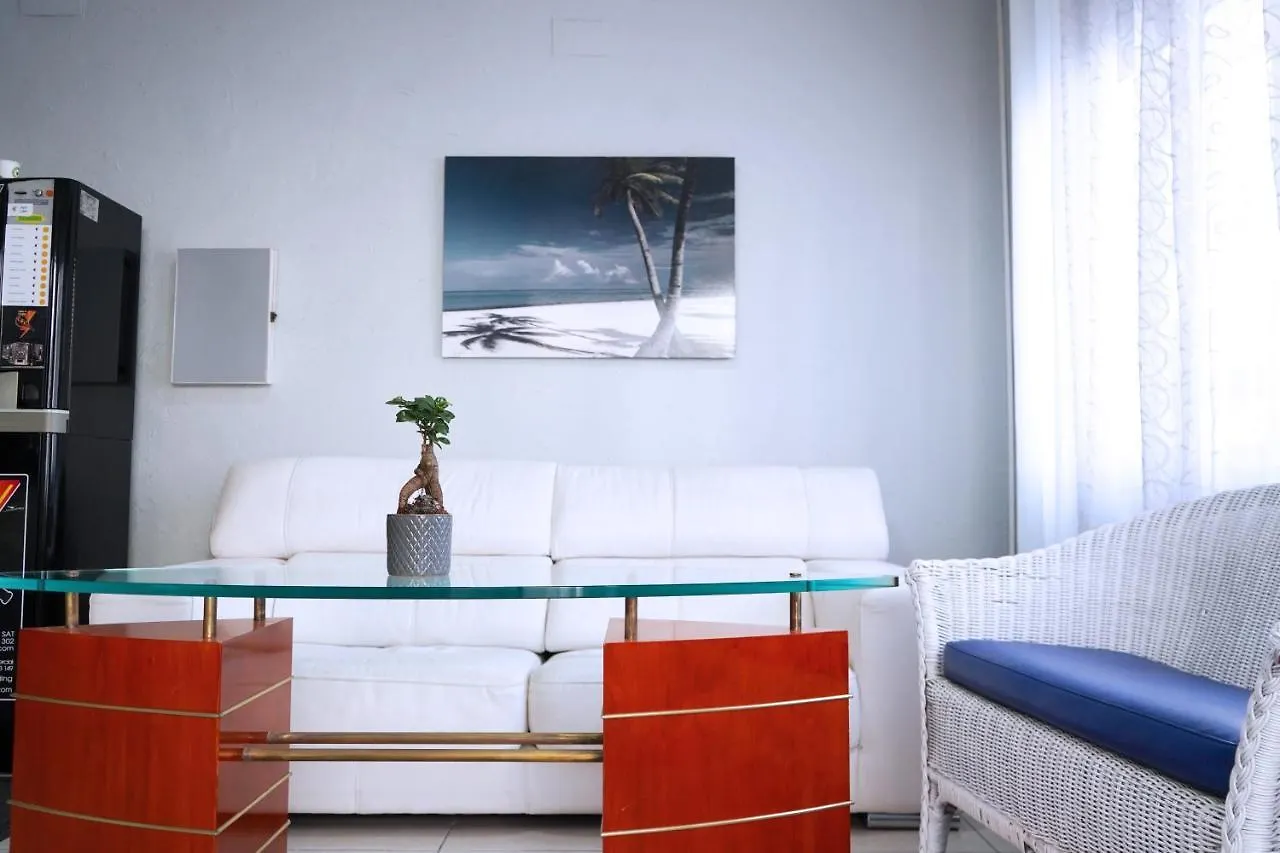 Hostal Can Gil Pineda de Mar Guest house