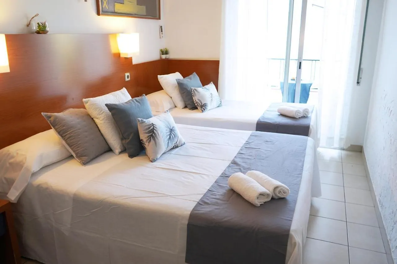 Hostal Can Gil Pineda de Mar