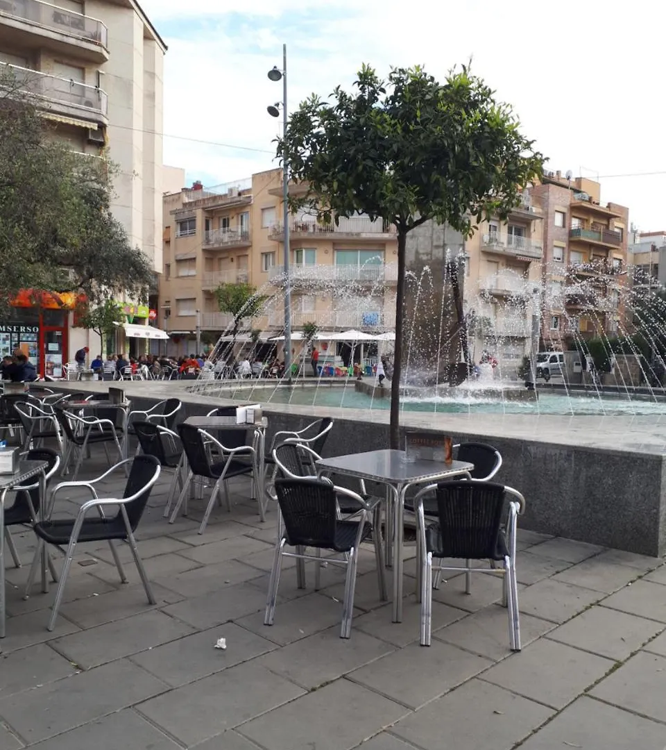 Hostal Can Gil Pineda de Mar Guest house